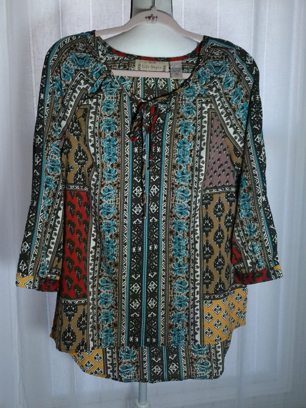 LIFE STYLE NWOT Elbow Slve Scoop Neck Tie Contemporary Design Hi Lo Blouse M